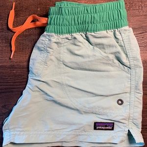 Patagonia girls large shorts